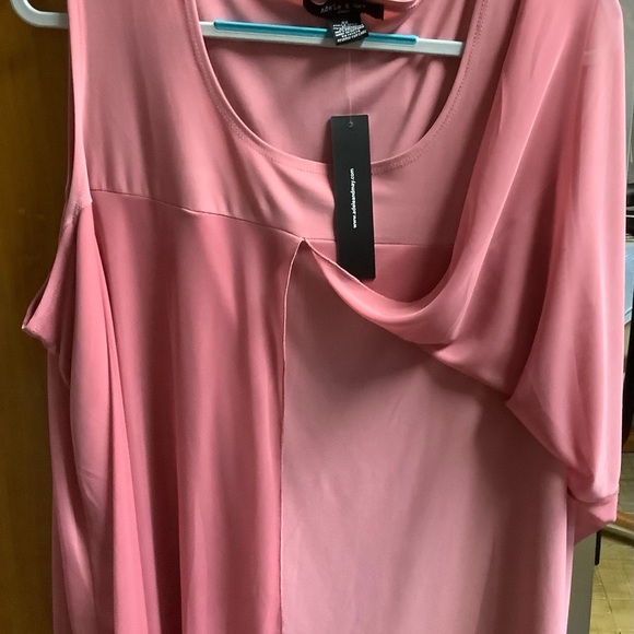 New with tags Adele and May 3X Dressy Pink draped blouse No sleeves Dressy - Picture 2 of 8